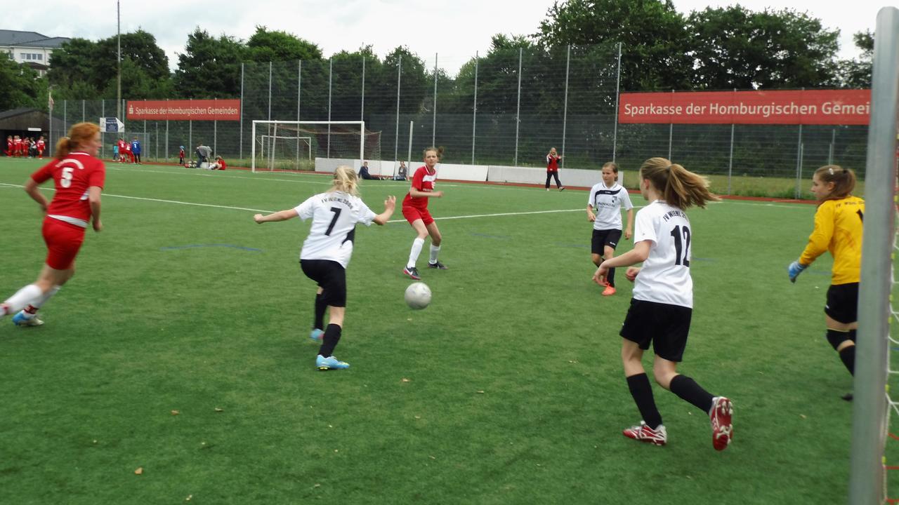 1. Girls Cup 2013