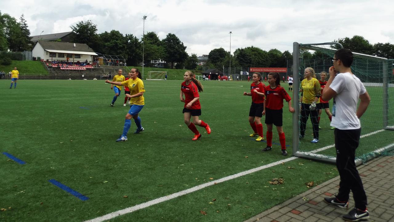 1. Girls Cup 2013