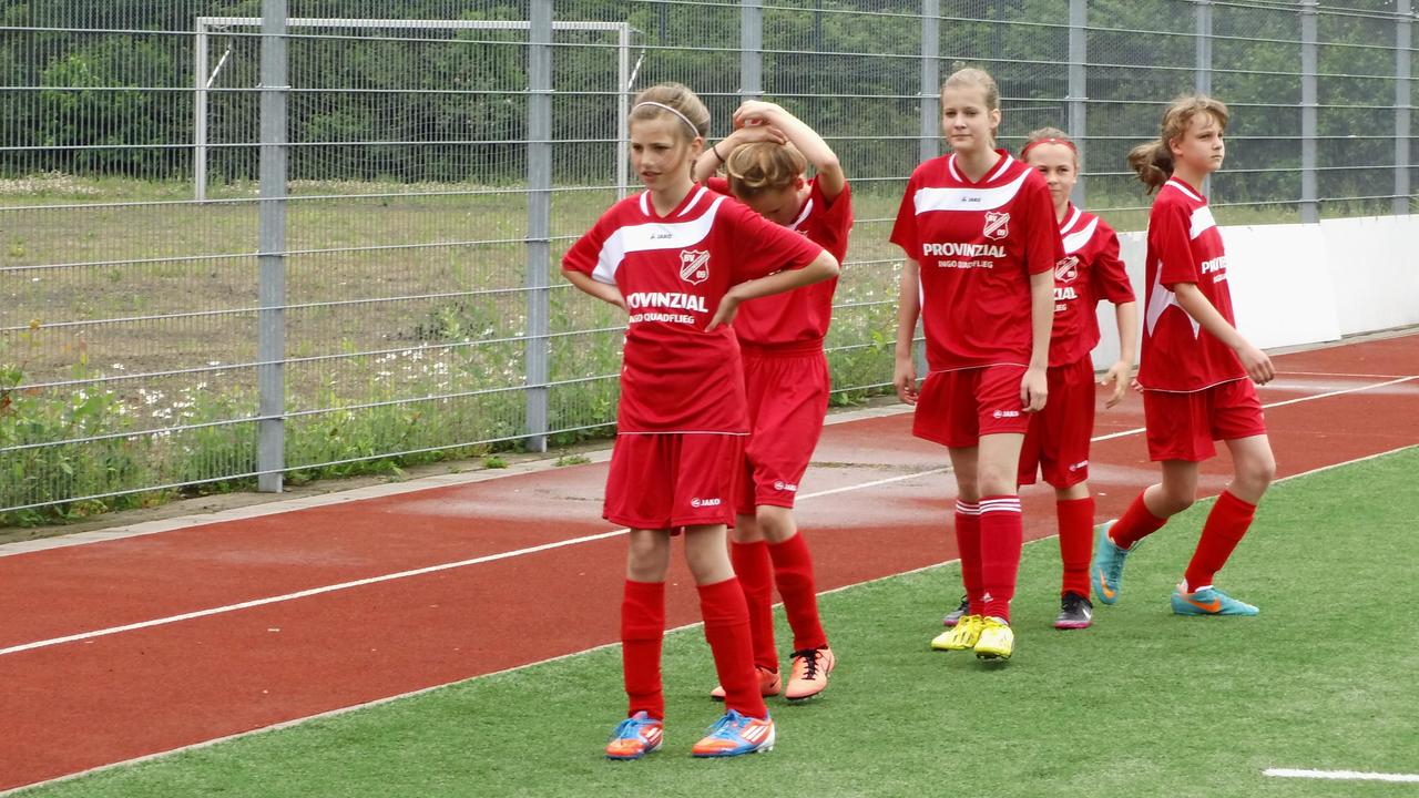 1. Girls Cup 2013