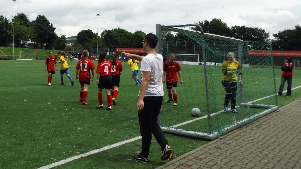 1. Girls Cup 2013