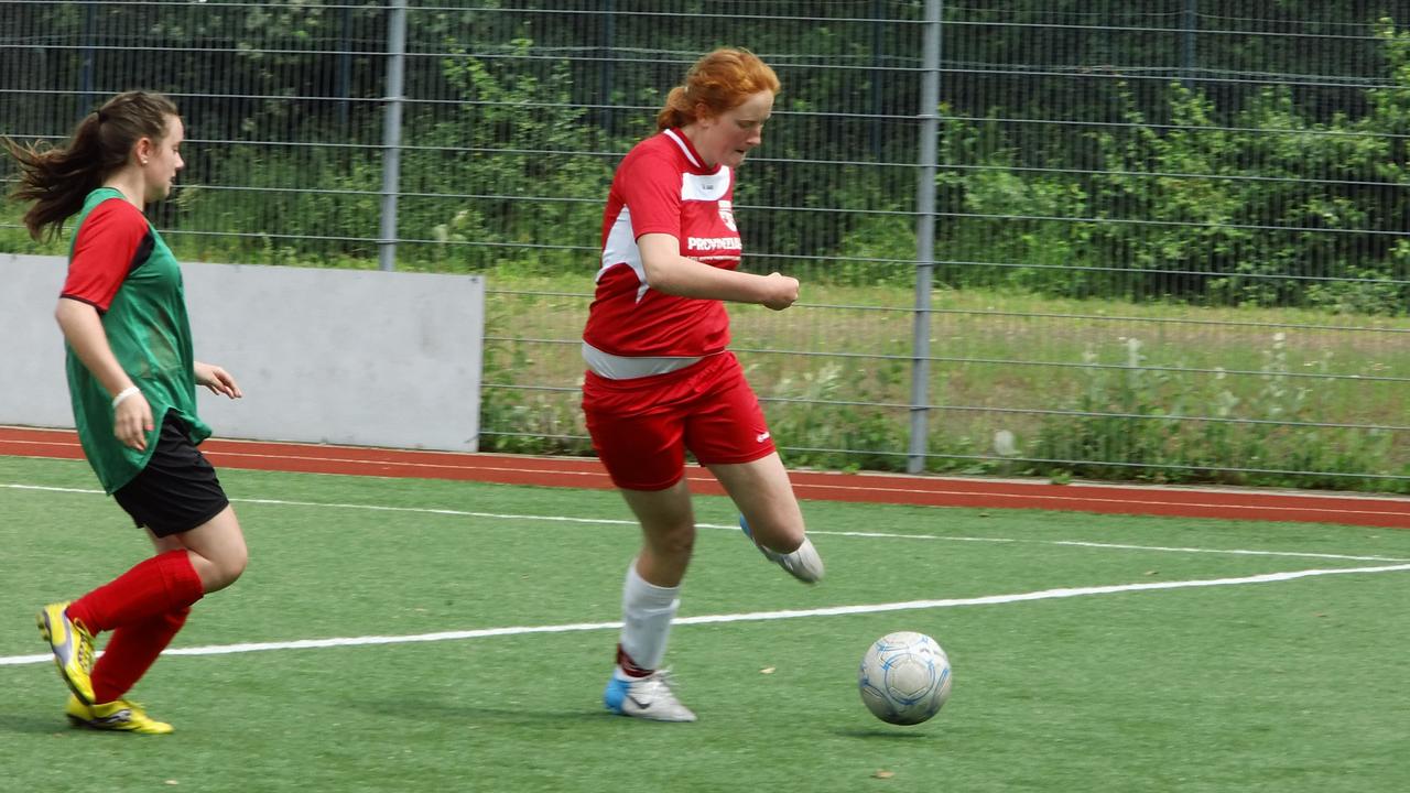 1. Girls Cup 2013