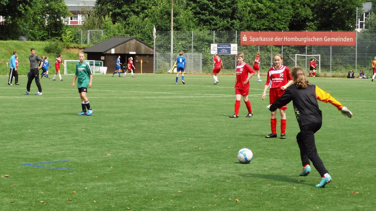 1. Girls Cup 2013