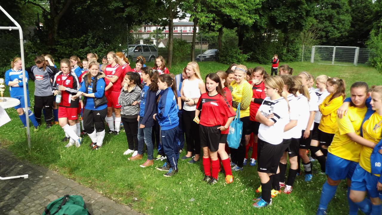 1. Girls Cup 2013