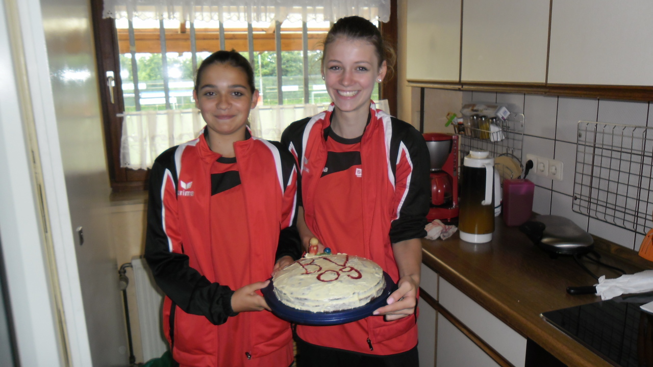 1. Girls Cup 2013